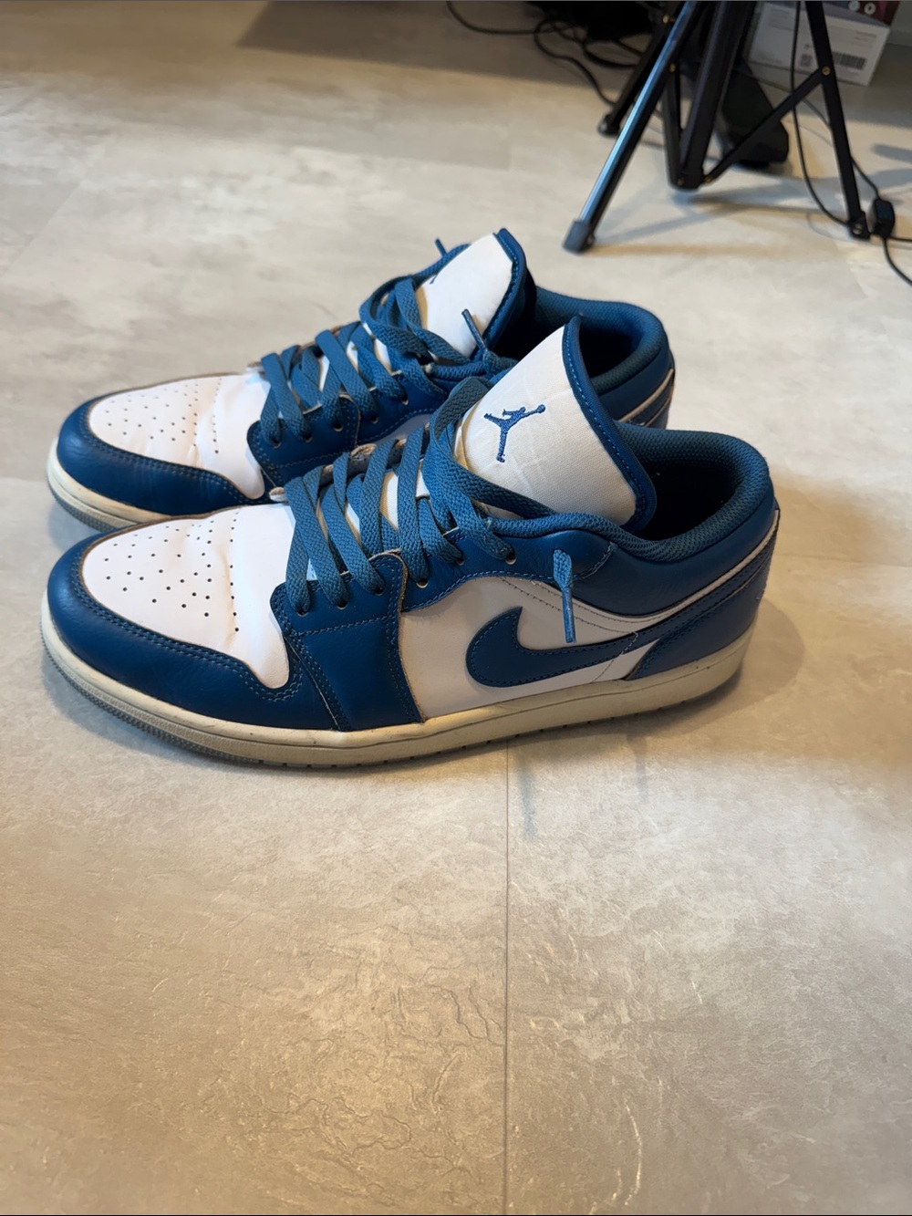 Air Jordan 1 Low White Blue Men’s Size 10 FN5214-141